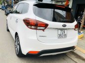 Bán Kia Rondo năm sản xuất 2019, màu trắng, giá 585tr