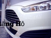 Cần bán xe Ford Fiesta sản xuất 2014, màu trắng 