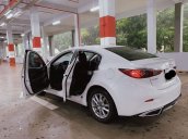 Bán Mazda 3 năm sản xuất 2017, màu trắng, nhập khẩu, siêu mới