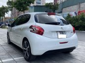 Bán Peugeot 208 đời 2013, màu trắng, nhập khẩu nguyên chiếc, giá tốt