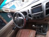 Bán ô tô Toyota Hilux năm 2009, màu bạc, xe nhập