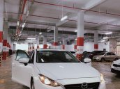 Bán Mazda 3 năm sản xuất 2017, màu trắng, nhập khẩu, siêu mới