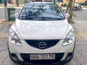 Bán Mazda 2 đời 2012, màu trắng, nhập khẩu 