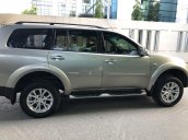 Cần bán Mitsubishi Pajero Sport đời 2016, số tự động, màu vàng cát