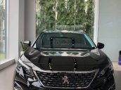 Xe mới giá xe cũ Peugeot 5008 đen 2019 giảm 150tr + giảm 50% thuế TB