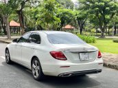 Bán Mercedes E250 model 2018, màu trắng