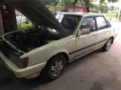 Cần bán gấp Toyota Camry đời 1983, màu trắng, nhập khẩu còn mới