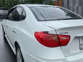 Bán Hyundai Avante năm sản xuất 2014, màu trắng, số sàn