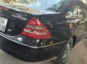 Bán xe Mercedes C200 năm sản xuất 2003, màu đen