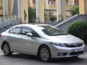 Bán xe Honda Civic 2.0 AT sx 2014, màu bạc