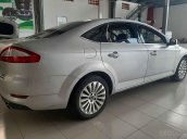 Cần bán xe Ford Mondeo đời 2011, màu bạc  