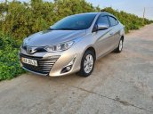 Cần bán Toyota Vios đời 2019, màu vàng số tự động, giá 10tr