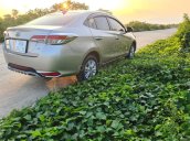 Cần bán Toyota Vios đời 2019, màu vàng số tự động, giá 10tr