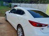 Bán xe Mazda 3 năm sản xuất 2016, màu trắng còn mới, giá 488tr