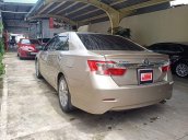 Bán Toyota Camry sản xuất năm 2014 còn mới giá cạnh tranh