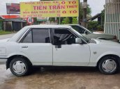 Cần bán gấp Toyota Corona năm 1981, màu trắng còn mới