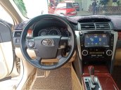 Bán Toyota Camry sản xuất năm 2014 còn mới giá cạnh tranh