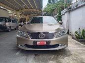 Bán Toyota Camry sản xuất năm 2014 còn mới giá cạnh tranh