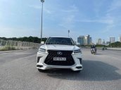 Lexus LX570 2016, nhập Mỹ, màu trắng/kem