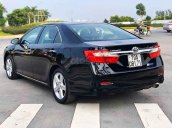 Cần bán xe Toyota Camry 2.Q sản xuất 2015, màu đen