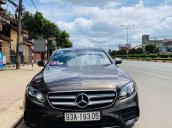 Bán xe Mercedes năm sản xuất 2017, màu nâu, nhập khẩu còn mới