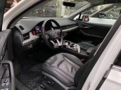 Bán xe Audi Q7 năm sản xuất 2016, đăng ký 2017, màu trắng
