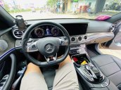 Bán xe Mercedes năm sản xuất 2017, màu nâu, nhập khẩu còn mới