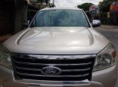 Cần bán xe Ford Everest năm sản xuất 2011, xe gia đình