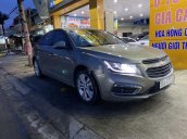 Cần bán lại xe Chevrolet Cruze LTZ năm 2017, màu xám còn mới  