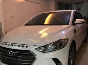 Cần bán Hyundai Elantra năm sản xuất 2017, màu trắng còn mới