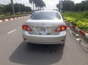 Cần bán xe Toyota Corolla Altis năm sản xuất 2010, số tự động