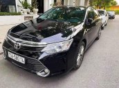 Cần bán Toyota Camry sản xuất năm 2015, màu đen, 799 triệu