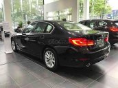 Cần bán xe BMW 5 Series 520i sản xuất năm 2019, màu đen, nhập khẩu