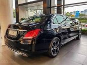 Bán ô tô Mercedes C180 sản xuất 2020, màu trắng