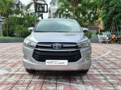 Bán xe Toyota Innova 2017 G, màu bạc