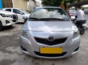 Cần bán lại xe Toyota Yaris sản xuất năm 2011 còn mới