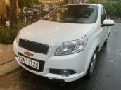 Cần bán gấp Chevrolet Aveo đời 2018, màu trắng chính chủ