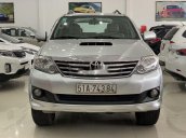 Cần bán gấp Toyota Fortuner năm sản xuất 2013 còn mới, 599 triệu