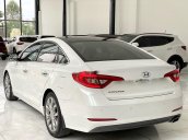 Bán Hyundai Sonata năm sản xuất 2015, xe nhập còn mới