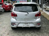 Bán xe Toyota Wigo đời 2018, màu bạc, nhập khẩu số sàn