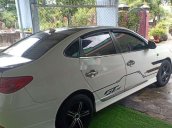 Cần bán Hyundai Avante năm 2011 còn mới, giá chỉ 295 triệu