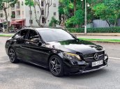 Bán ô tô Mercedes C300 2019, màu đen, nhập khẩu, giá 500tr