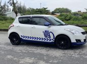 Gia đình bán Suzuki Swift đời 2017, màu trắng