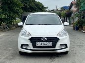 Gia đình bán Hyundai Grand i10 đời 2017, màu trắng, bản đủ