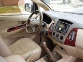 Cần bán lại xe Toyota Innova 2006, màu bạc