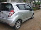 Gia đình bán Chevrolet Spark đời 2015, màu bạc, xe nhập