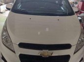 Bán Chevrolet Spark sản xuất 2016, màu trắng xe gia đình, giá tốt