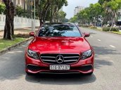 Bán ô tô Mercedes E200 đời 2019, màu đỏ