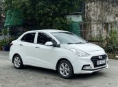 Gia đình bán Hyundai Grand i10 đời 2017, màu trắng, bản đủ