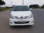 Gia đình bán Toyota Innova sản xuất 2010, màu trắng số sàn, giá chỉ 236 triệu